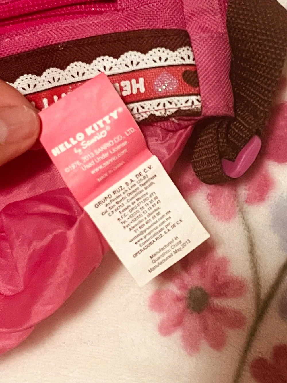 2013 RARE Hello Kitty Pink Crossbody Bag